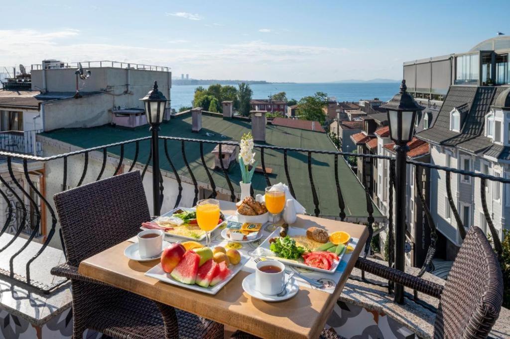 Lynda Hotel Istanbul Exterior foto